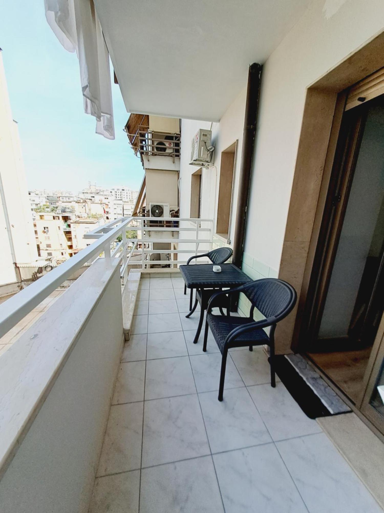 Erdis Home Nr 1 地拉那 外观 照片